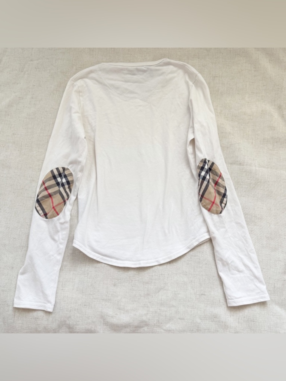 Y2K Burberry Longsleeve w/ Nova Check elbow patches - Picture 2 of 6